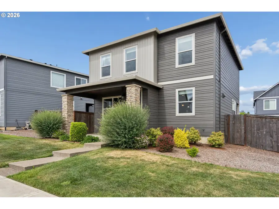 12101 SE Punch Bowl Falls Ct, Happy Valley, OR 97086 - #2