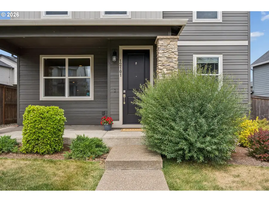 12101 SE Punch Bowl Falls Ct, Happy Valley, OR 97086 - #3
