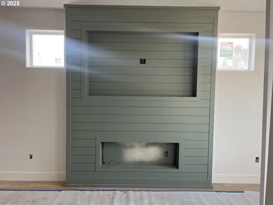 16113 Barlow Trail Ln, Oregon City, OR 97045 - Image #2