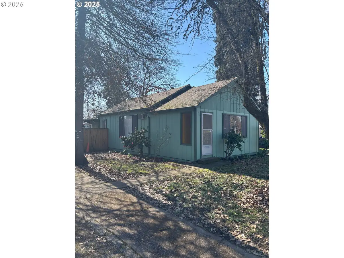 4950 Barger Dr, Eugene, OR 97402 - Image #1