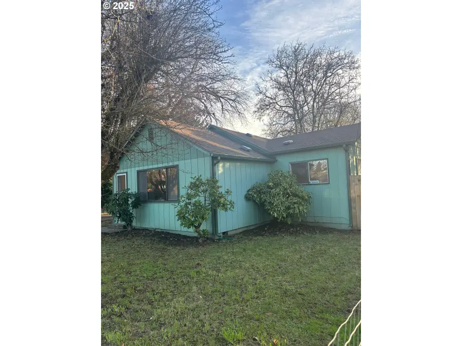 4950 Barger Dr, Eugene, OR 97402 - Image #2