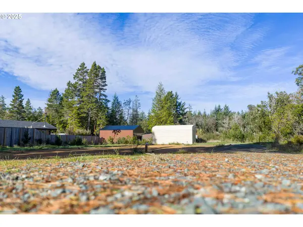 88761 Highway 42s, Bandon, OR 97411