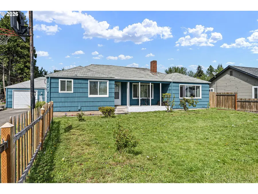 2207 Willona Dr, Eugene, OR 97408 - #3