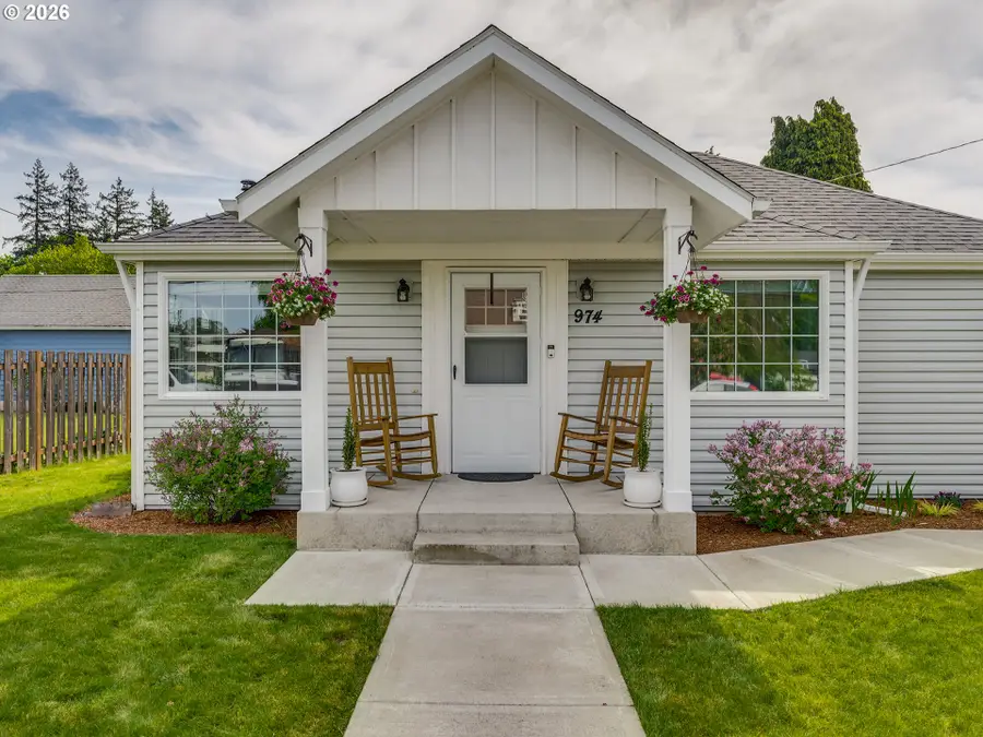 974 Dale St, Woodland, WA 98674 - #3