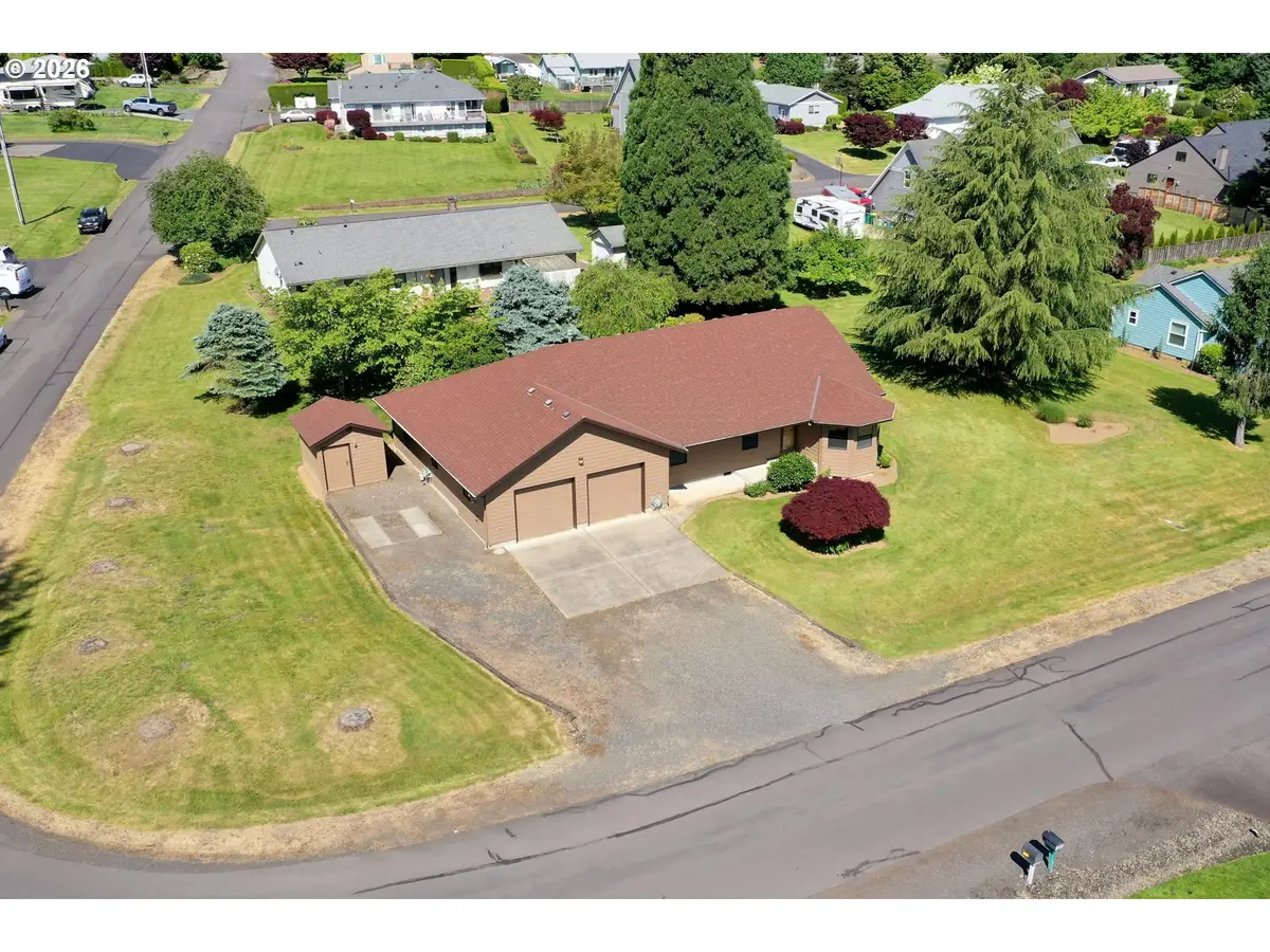 50541 Hillcrest Dr, Scappoose, OR 97056 - #1