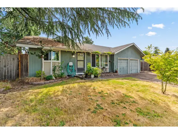 4045 Hyacinth St, Eugene, OR 97404