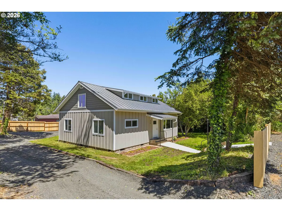950 Exchange St, North Bend, OR 97459 - #1