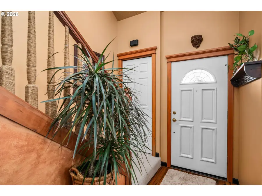 2309 35th St, Springfield, OR 97477 - Image #3