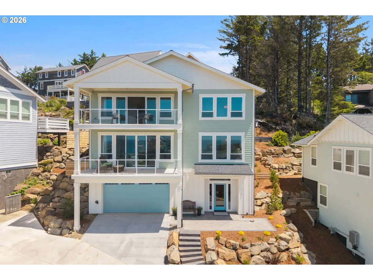 2528 SW Coral Ave, Lincoln City, OR 97367 - #1