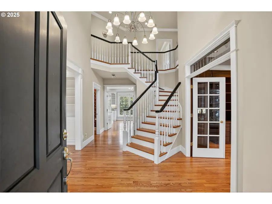 1517 NW Morgan Ln, Portland, OR 97229 - Image #2