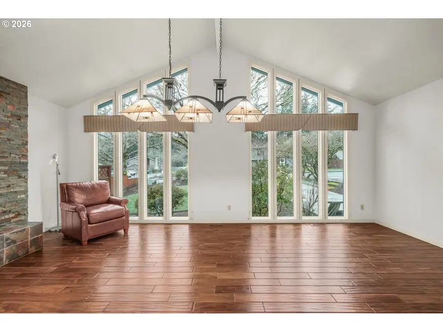 2618 Orchard Hill Pl, Portland West, OR 97035 - Image #3