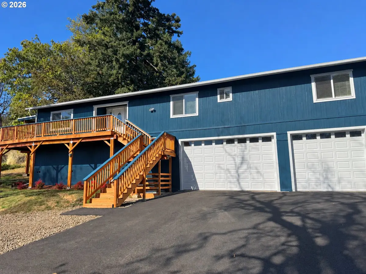 575 Cedar St, Sutherlin, OR 97479 - #1