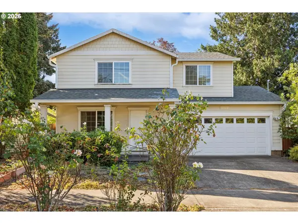 6318 NE Hassalo St, Portland, OR 97213
