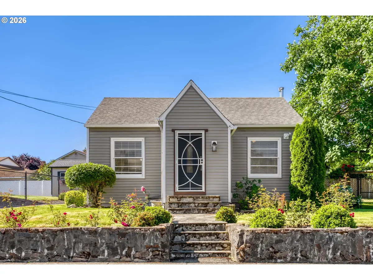 2928 NE 2nd Ave, Camas, WA 98607 - #1