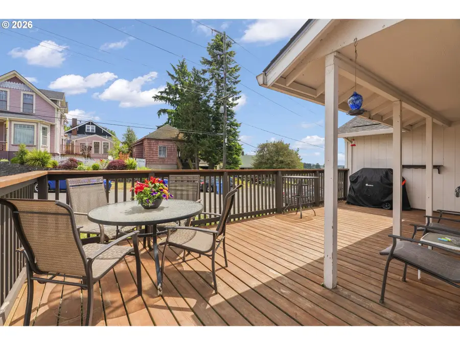 506 Church St, Kelso, WA 98626 - #2