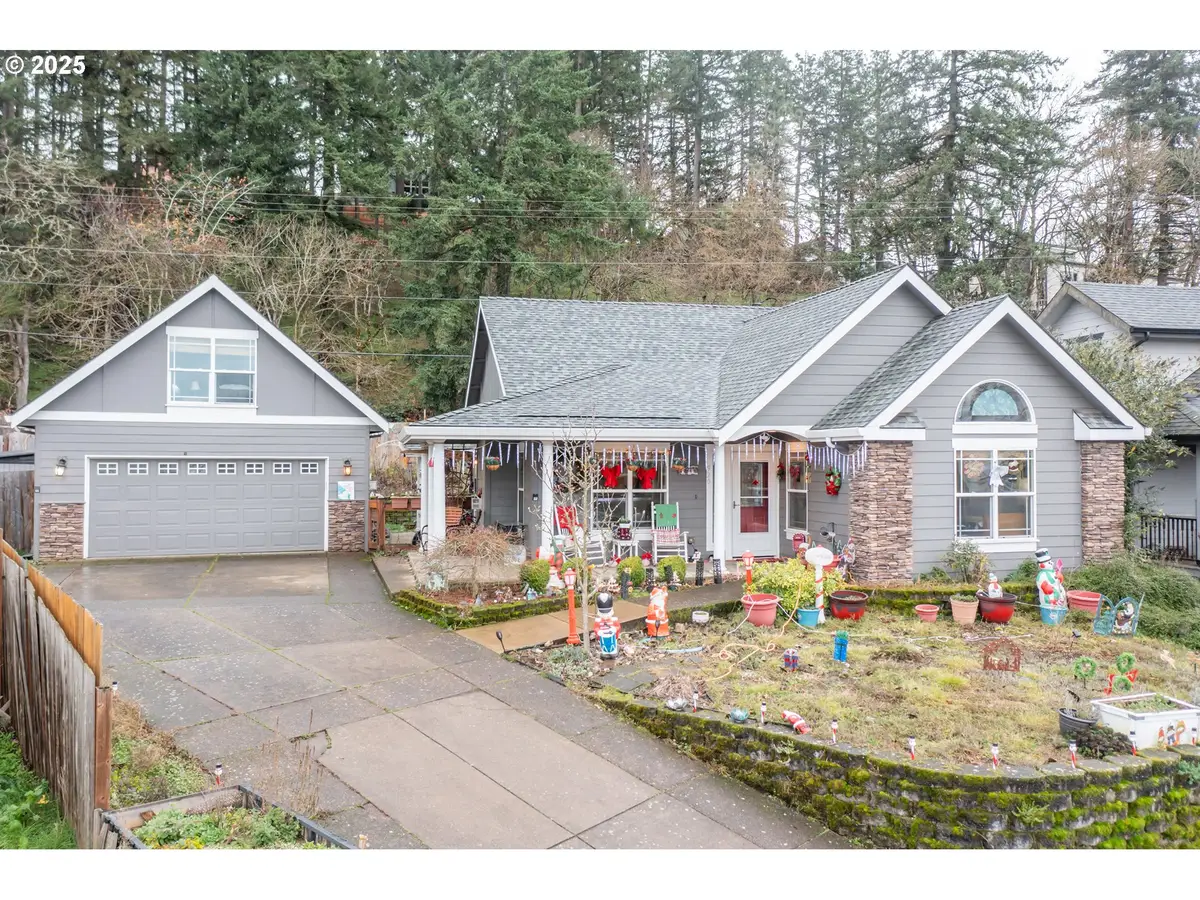 920 Filbert St, Brownsville, OR 97327 - Image #1