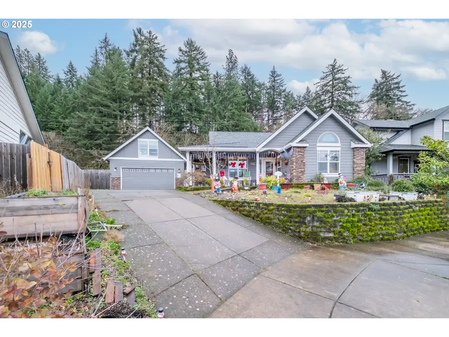 920 Filbert St, Brownsville, OR 97327 - Image #2