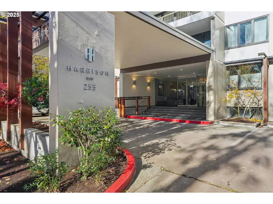 255 SW Harrison St #12E, Portland, OR 97201 - Image #2