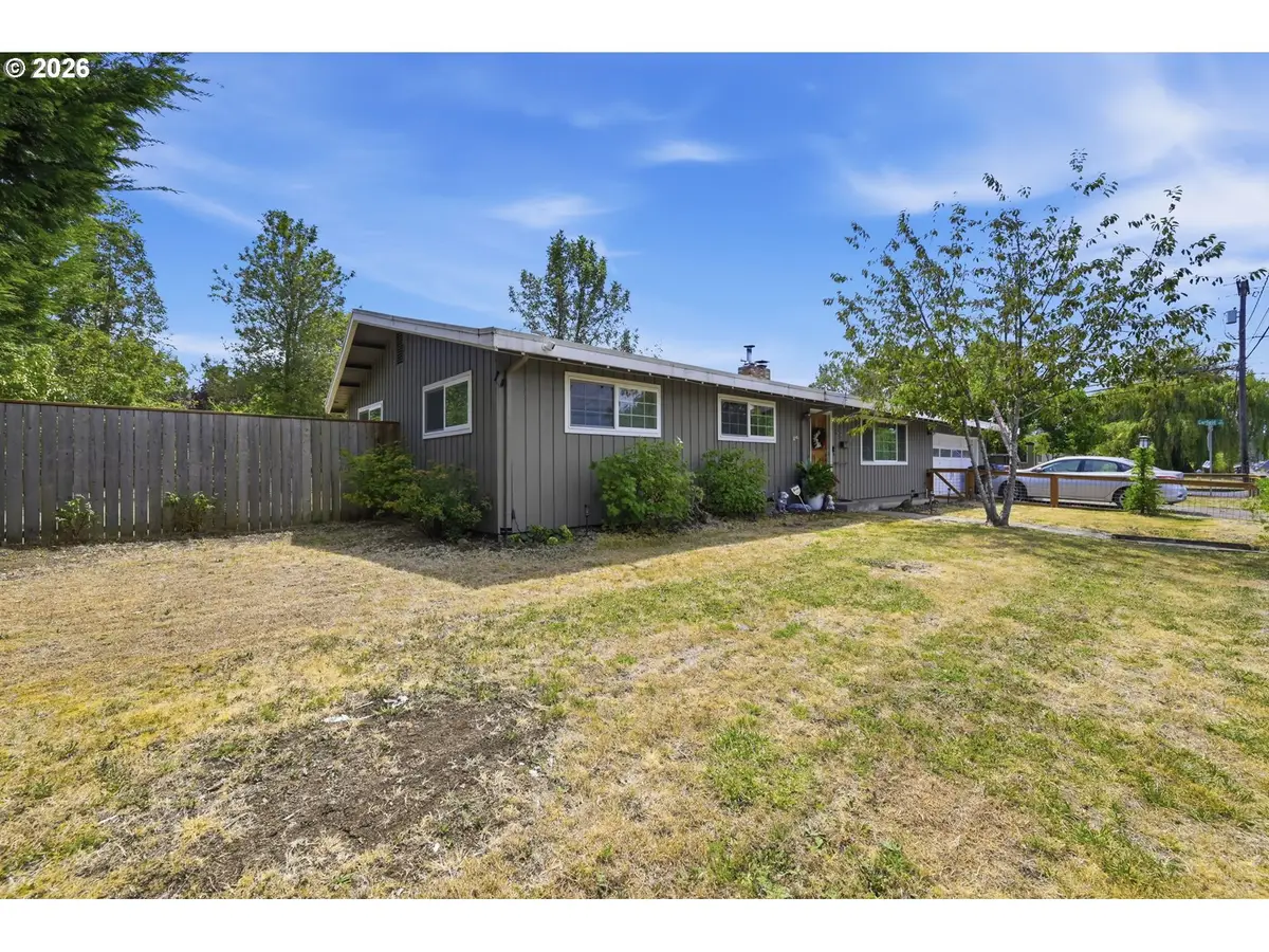 1990 W 18th Ave, Eugene, OR 97402 - #1