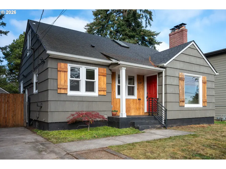 4207 NE 77th Ave, Portland, OR 97218 - #2