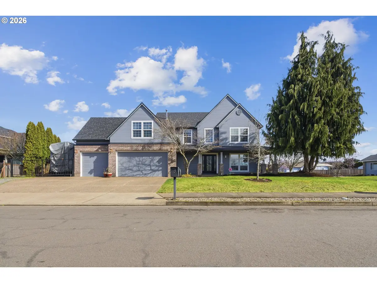 11721 Salmonberry Dr, Oregon City, OR 97045 - #1