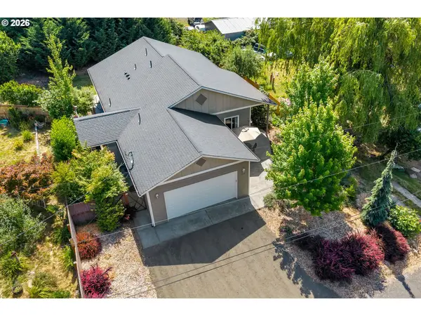 242 NW Willard St, Stevenson, WA 98648