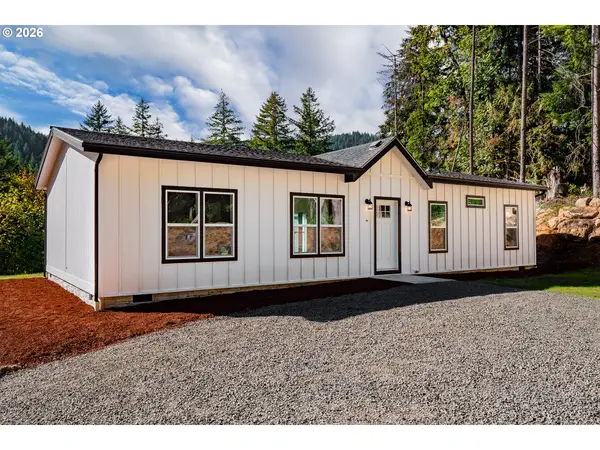 42276 Winberry Creek Rd, FallCreek, OR 97438