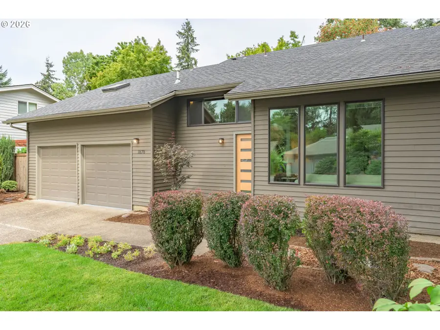 1878 Russet Dr, Eugene, OR 97401 - #2