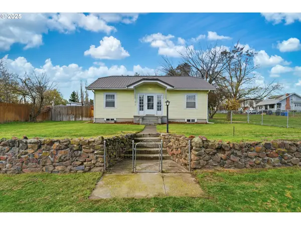 170 Morrison St, Adams, OR 97810