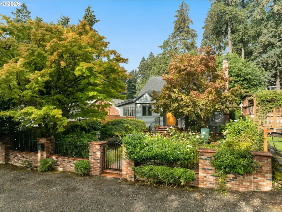 430 9th St, Lake Oswego, OR 97034 - #3