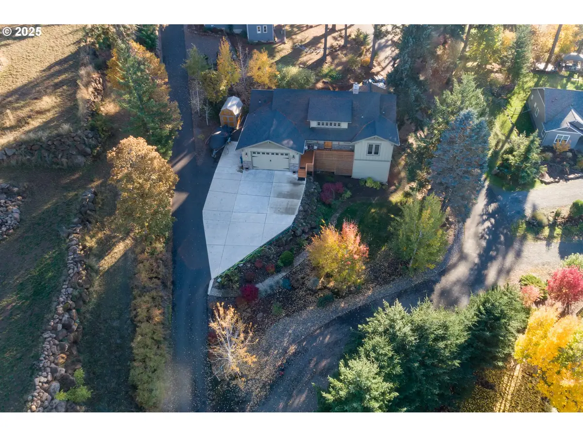 1241 Fruit Valley Ln, White Salmon, WA 98672 - Image #1