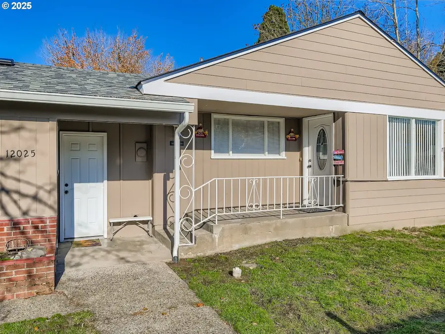 12025 SW 9th St, Beaverton, OR 97005 - Image #3