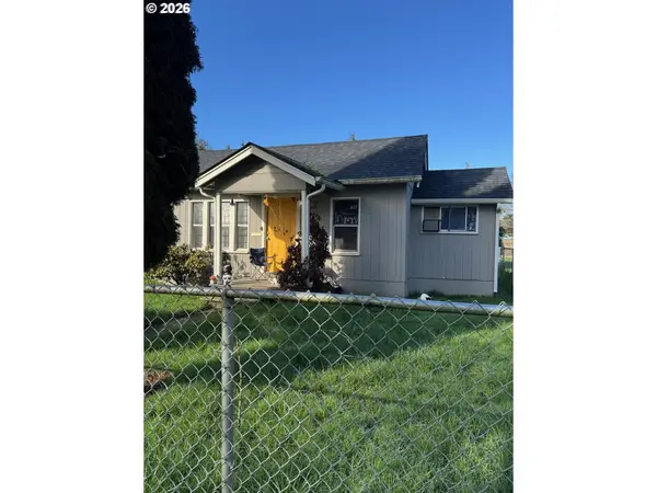 341 20th St, Longview, WA 98632