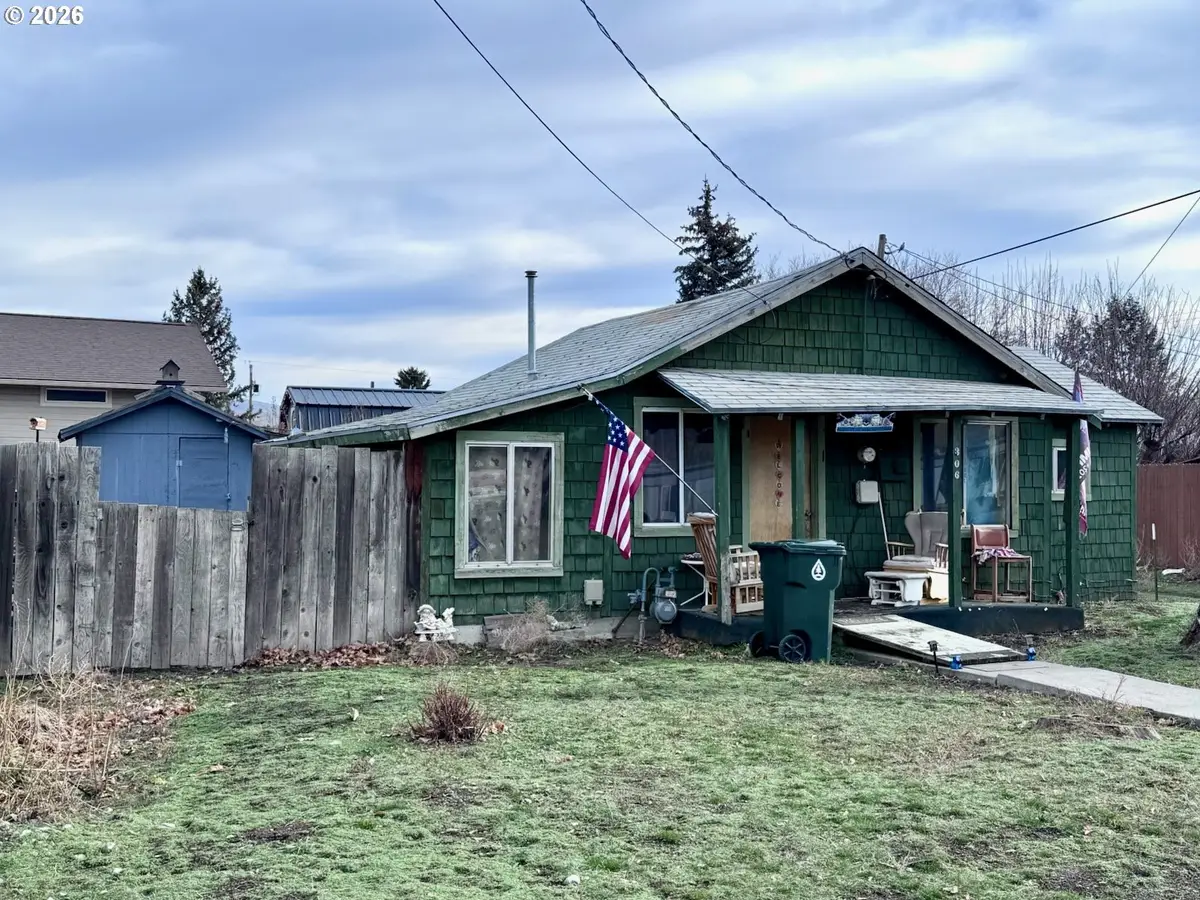 306 4th St, Baker City, OR 97814 - Image #1