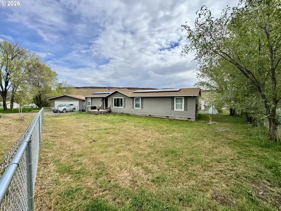 330 Krameria Ct, Arlington, OR 97812 - #2