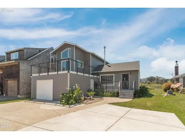 35120 Rueppel Ave, PacificCity, OR 97135