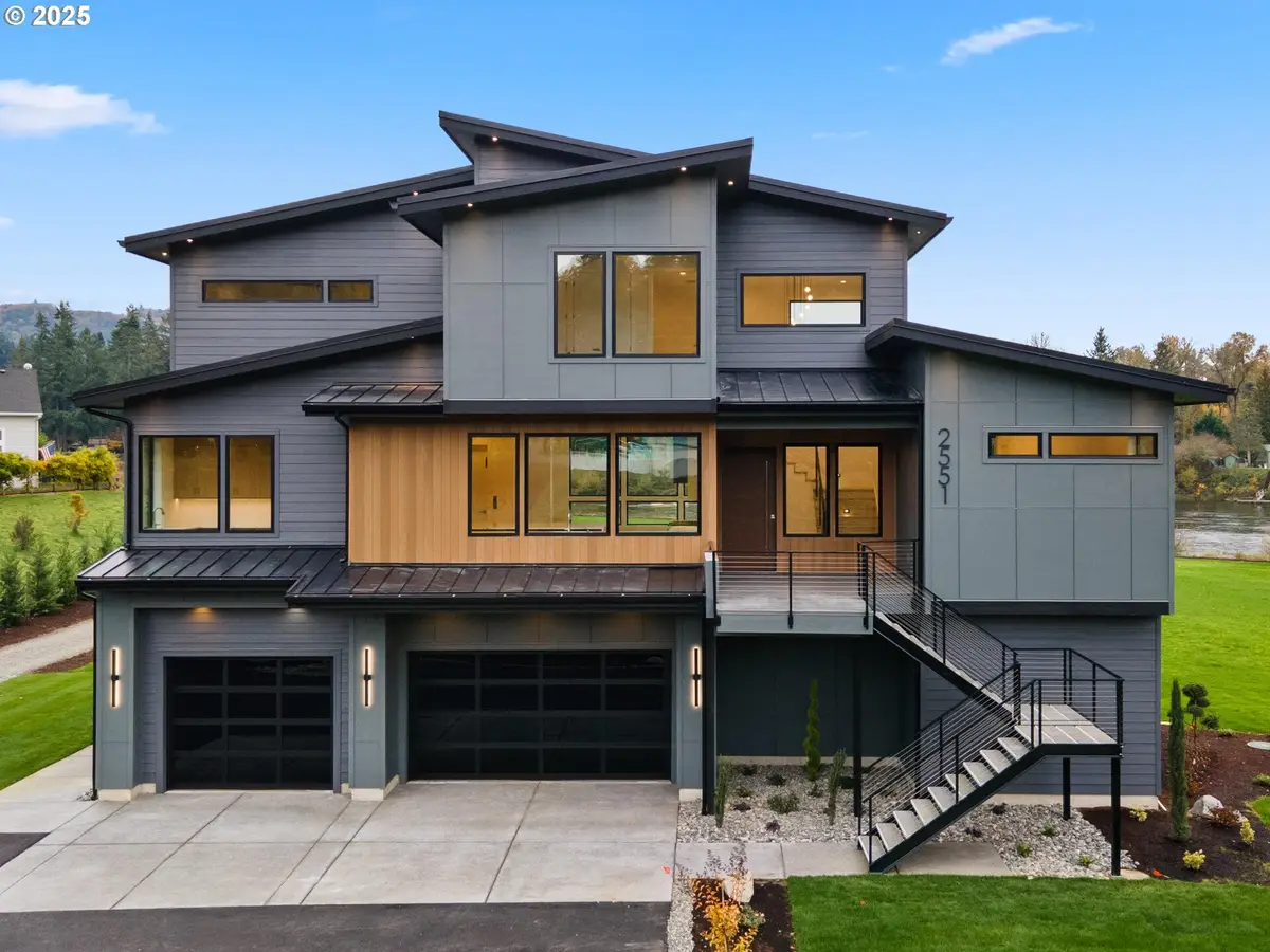 2551 Lewis River Rd, Woodland, WA 98674 - Image #1