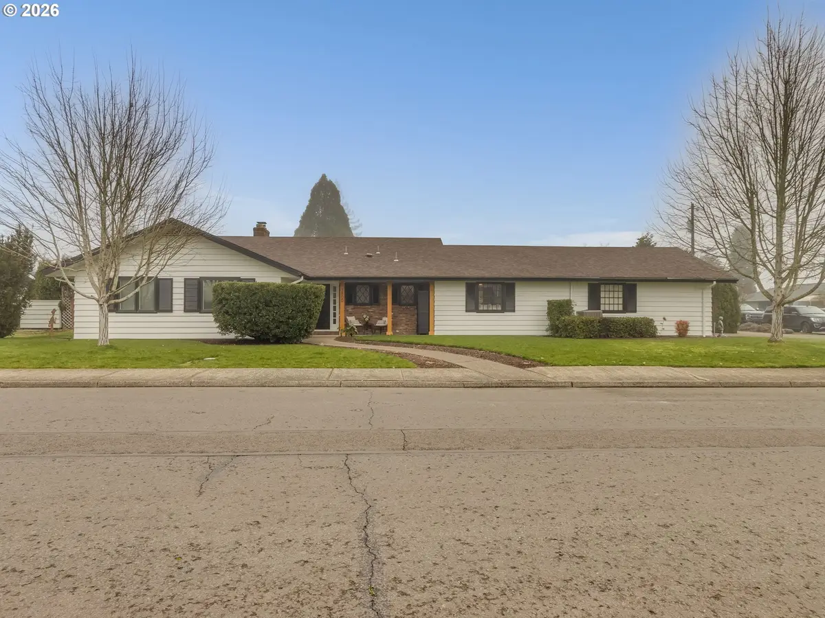 1800 NW Elm St, McMinnville, OR 97128 - Image #1