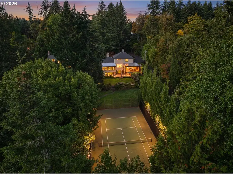 5020 SW Humphrey Blvd, Portland, OR 97221 - #3