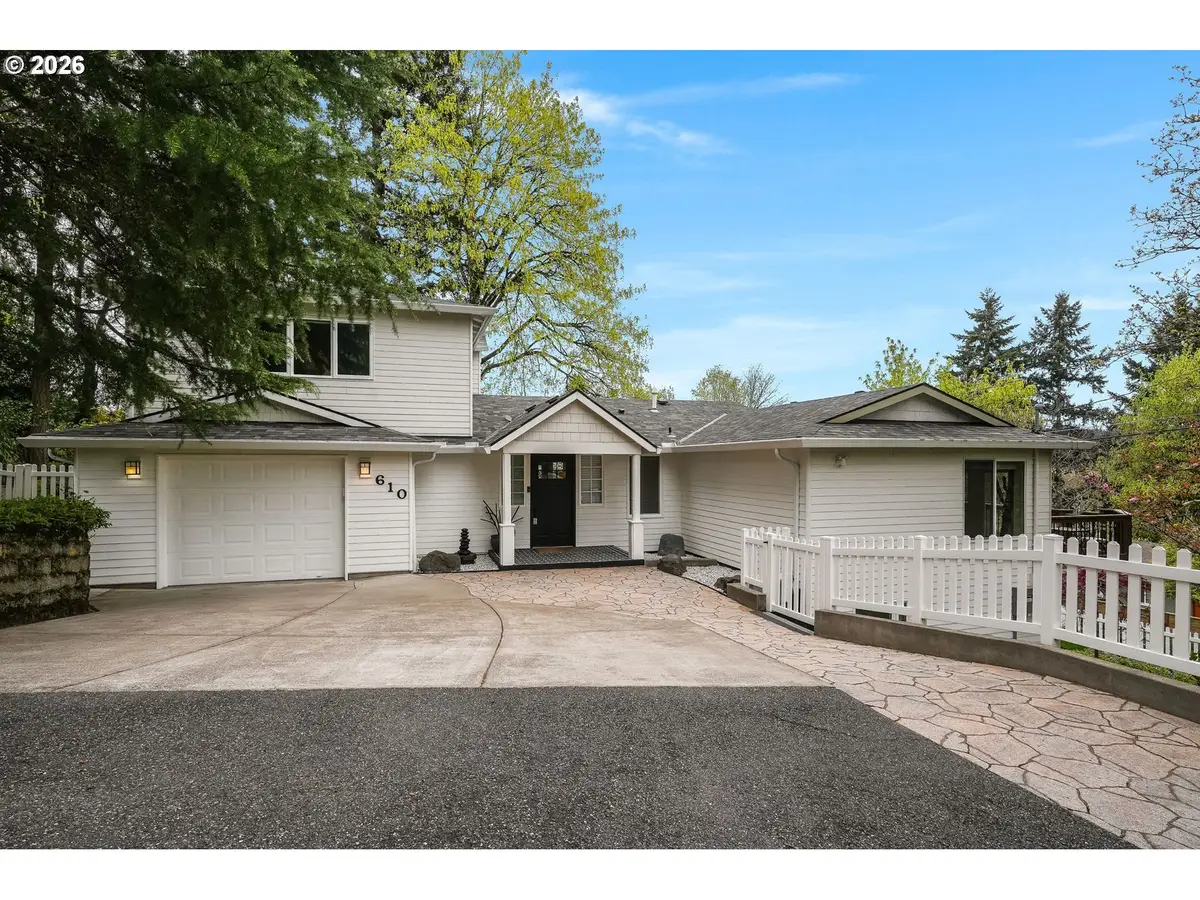 610 SW Primrose St, Portland, OR 97219 - #1