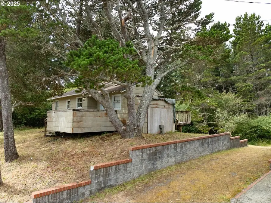 13907 N St, Long Beach North Beach Peninsula, WA 98631 - Image #3