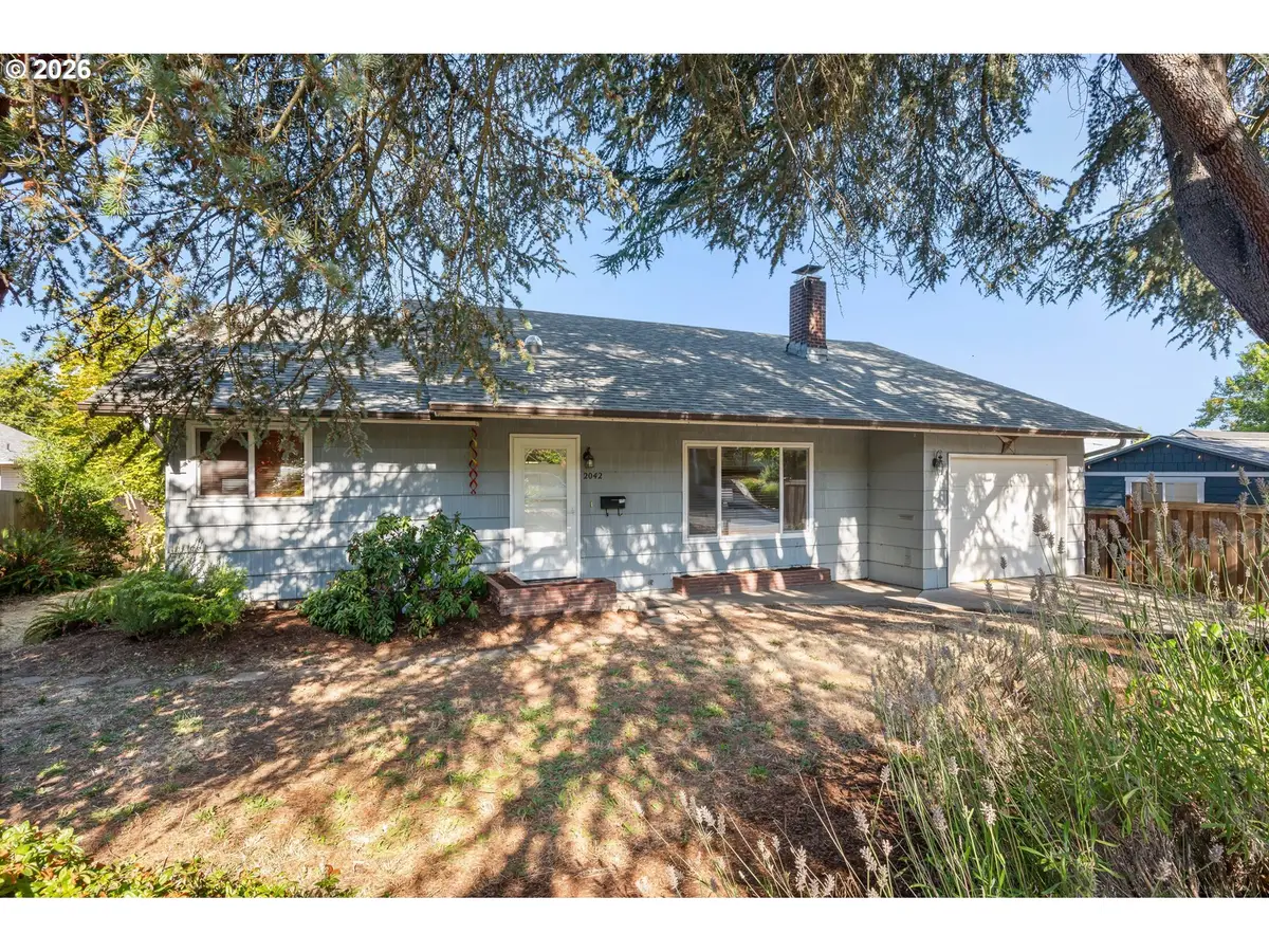 2042 Lincoln St, Eugene, OR 97401 - #1