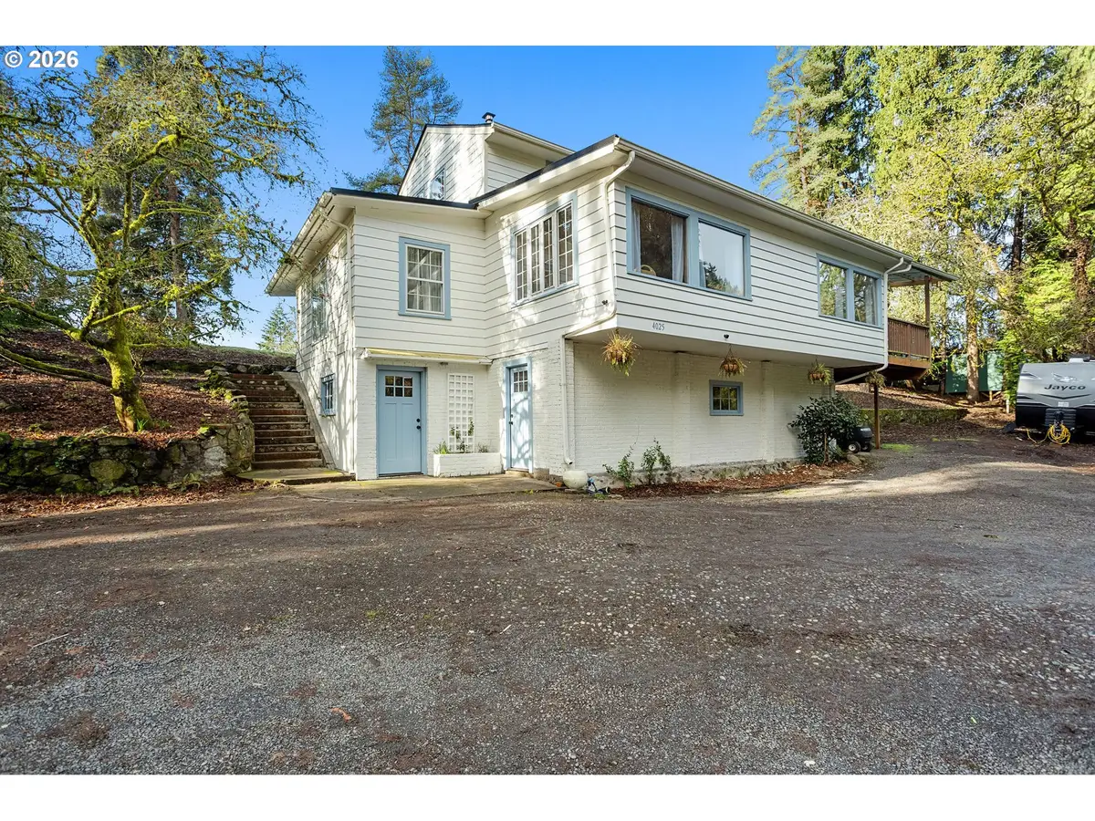 4025 Pacific Way, Longview, WA 98632 - #1