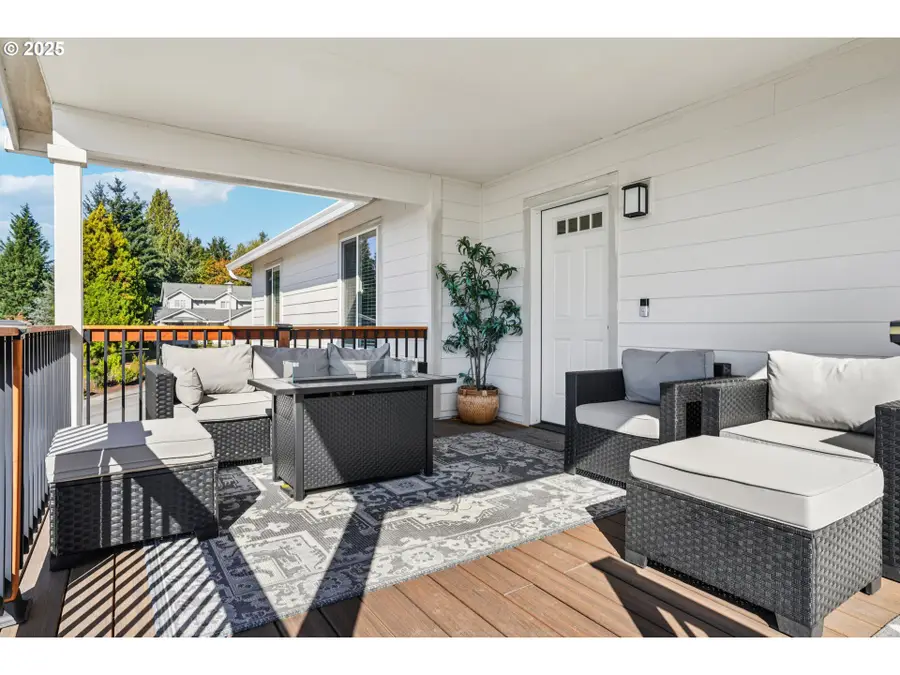 9 Curtis Ln, Longview, WA 98632 - Image #3