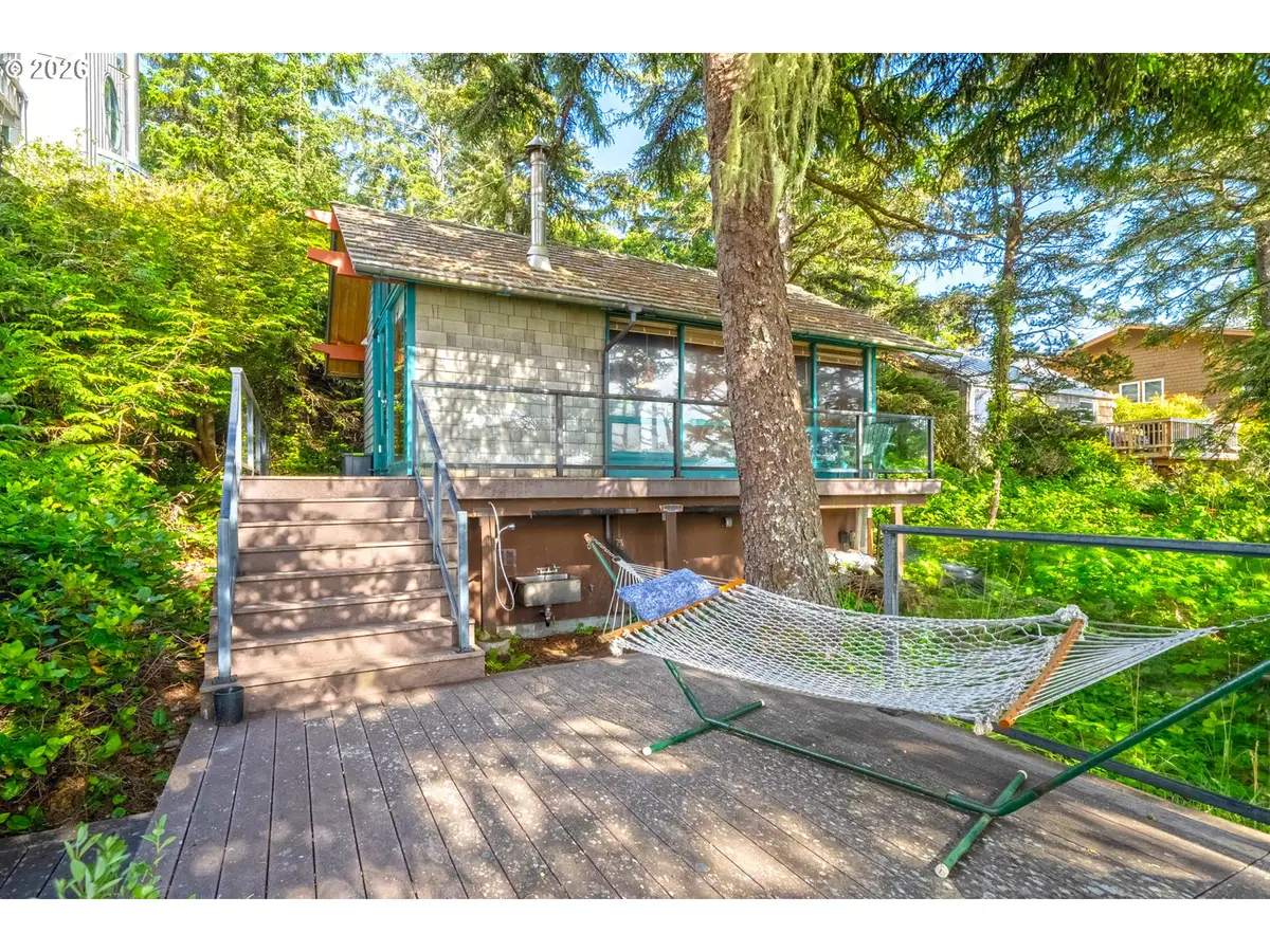 1560 Pearl St, Netarts, OR 97143 - #1