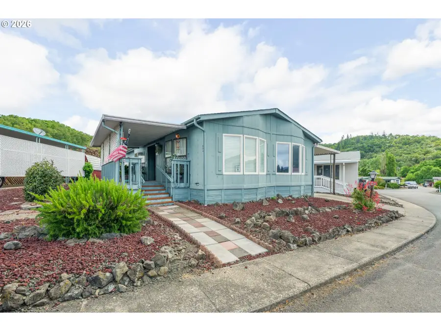 804 Shadow Ranch Ln, Roseburg, OR 97470 - #2