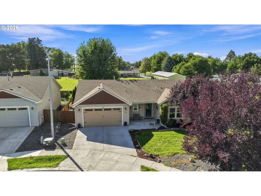 1036 SW Olive Ct, Hermiston, OR 97838 - #3
