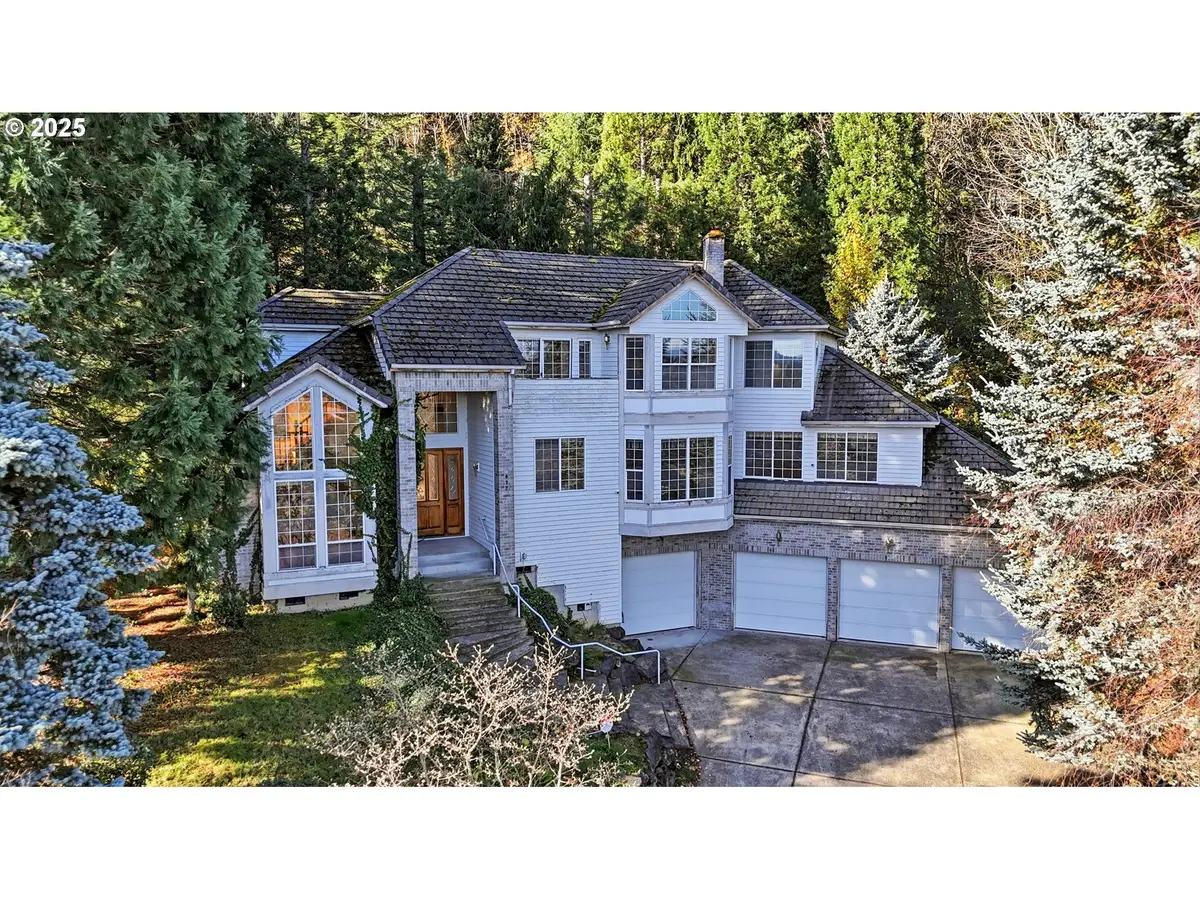 417 SE 13th Ct, Gresham, OR 97080 - Image #1