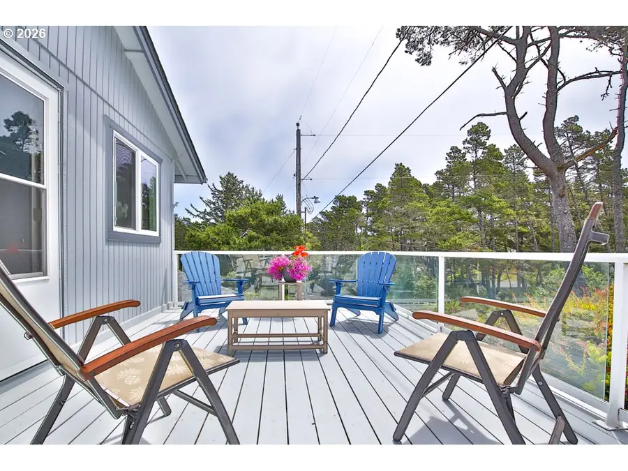 4609 Blanco St, Florence, OR 97439 - #3