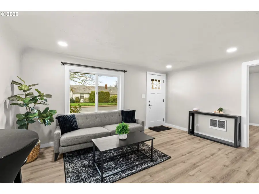 1865 Scott Rd, Springfield, OR 97477 - #3